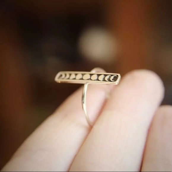 “Phases of Life” Moon Phase Boho Vertical Ring - Picture 6 of 7